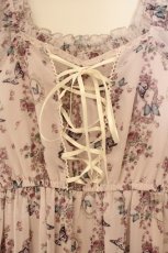 画像2: axes femme / パピヨンローズ柄編上ワンピース F ピンク O-26-01-26-033-AX-OP-OW-ZT584 (2)