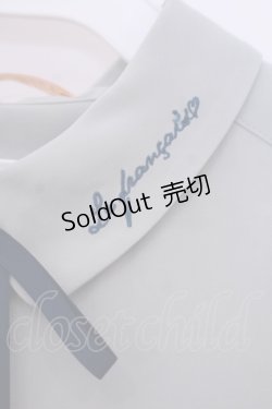 画像2: Fi.n.t / リボンタイ付きロゴ刺繍衿ブラウス  ライトグリーン O-26-01-27-052-CA-BL-IG-OS