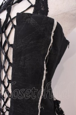 画像2: h.naoto Blood / ガーゼフリルホルタービスチェ  ブラック×ホワイト O-26-01-28-045-HN-TO-IG-OS