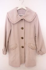 画像1: axes femme / 薔薇ボタン丸襟コート  ピンクベージュ O-26-01-28-038-AX-CO-IG-ZTC069 (1)