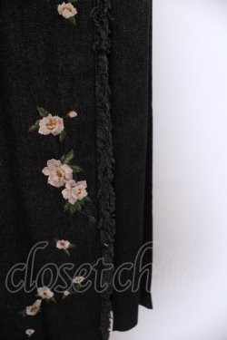 画像2: INGEBORG / 刺繍入りデニムキルトスカート  クロ O-26-01-29-1062-LO-SK-IG-OS
