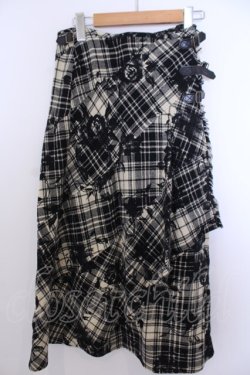 画像1: INGEBORG / ベルト付き薔薇チェックキルトスカート S アイボリー×クロ O-26-01-29-1064-LO-SK-IG-OS