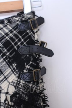 画像2: INGEBORG / ベルト付き薔薇チェックキルトスカート S アイボリー×クロ O-26-01-29-1064-LO-SK-IG-OS