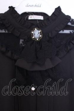 画像2: axes femme / カメオ×ジャボブローチ付ブラウス M クロ O-26-01-29-1011-AX-BL-OW-OS