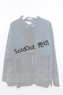 画像1: axes femme / タイ付オーバーケープ風ブラウス F グリーン O-26-01-29-1014-AX-BL-OW-OS