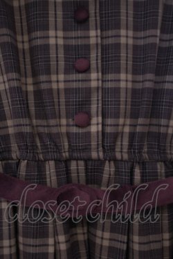 画像2: Fi.n.t / 別珍使いエポレットディテールチェックワンピース F ブラウン×アカ O-26-01-29-081-CA-OP-OW-OS