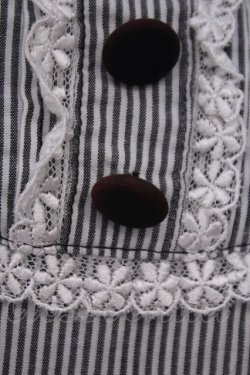 画像4: metamorphose / 半袖フリルリボンワンピース  グレー O-26-01-29-002-ME-OP-YM-OS