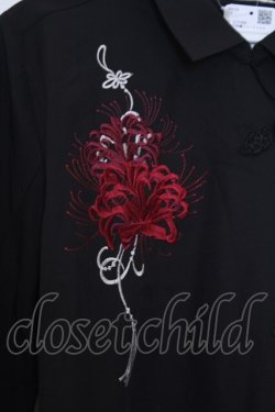 画像2: axes femme / 彼岸花柄ショートシャツ F クロ O-26-01-30-1031-AX-BL-IG-OS