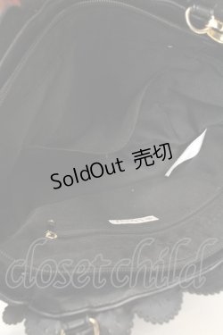 画像3: axes femme / チャーム付きフリルバッグ  クロ O-26-01-30-096-AX-BG-OW-ZT0204J