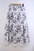 axes femme Nostalgic / ドローイングフラワー柄スカート  シロ O-26-01-31-043-LO-SK-IG-OS