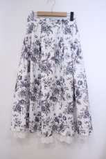 画像1: axes femme Nostalgic / ドローイングフラワー柄スカート  シロ O-26-01-31-043-LO-SK-IG-ZT559 (1)