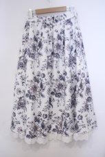 画像3: axes femme Nostalgic / ドローイングフラワー柄スカート  シロ O-26-01-31-043-LO-SK-IG-ZT559 (3)