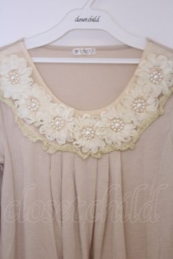 画像2: axes femme / フラワーモチーフカットソー  アイボリー O-26-02-03-1013-AX-TO-IG-OS