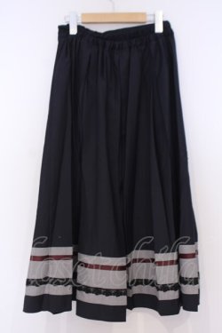画像3: axes femme POETIQUE / ビット付きバイカラースカート  ネイビー O-26-02-04-1087-AX-PA-IG-OS