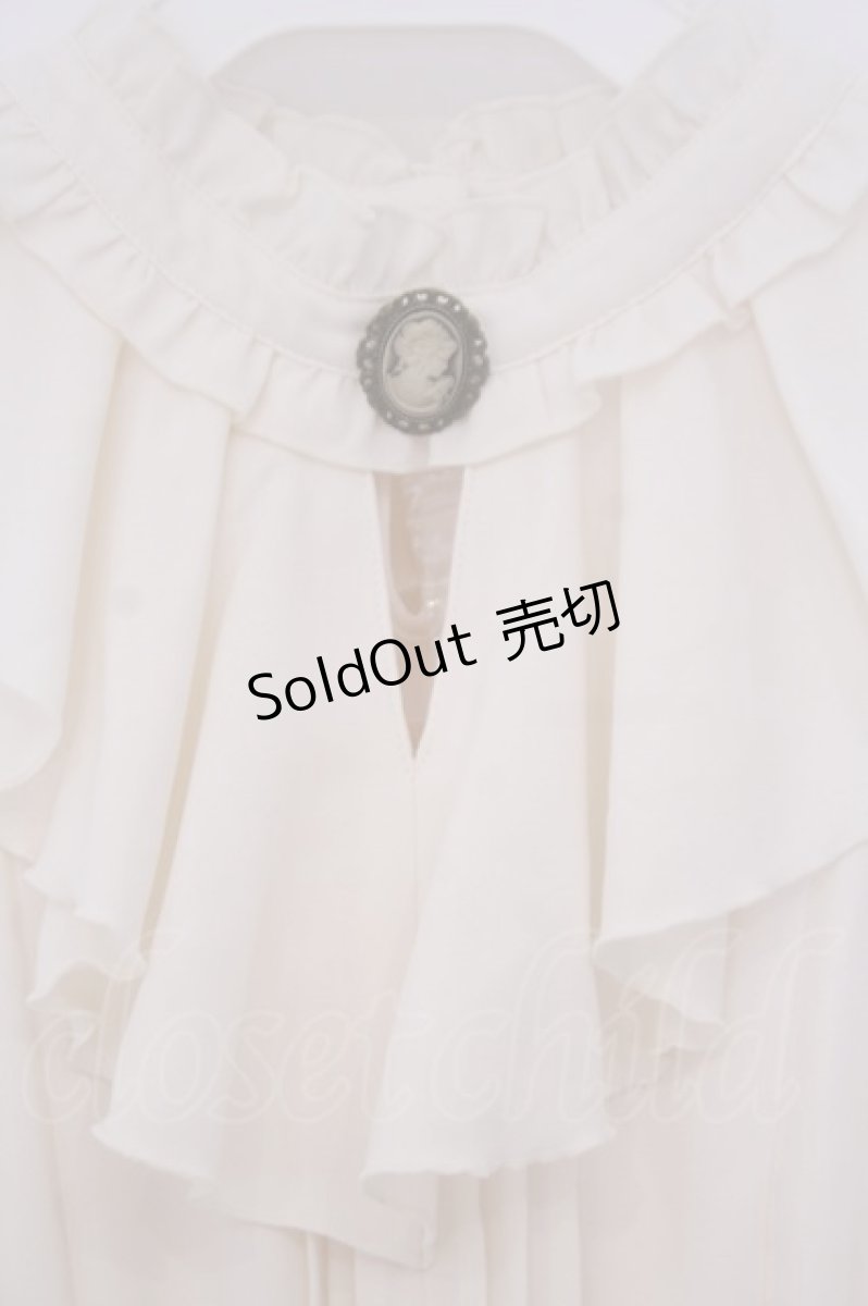 画像2: axes femme / 姫袖風ラッフルフリルワンピース  オフ O-26-02-04-1101-AX-OP-IG-OS (2)