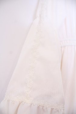 画像3: axes femme / 姫袖風ラッフルフリルワンピース  オフ O-26-02-04-1101-AX-OP-IG-OS