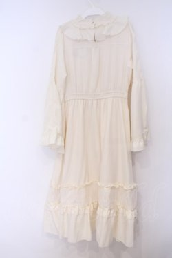 画像4: axes femme / 姫袖風ラッフルフリルワンピース  オフ O-26-02-04-1101-AX-OP-IG-OS