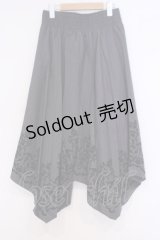 axes femme / フロッキーPTイレヘムスカート  グレー×クロ O-26-02-04-1027-AX-SK-IG-OS