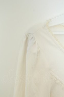 画像2: Ozz oneste / レースアップ裏起毛カットソー  ホワイト O-26-02-06-041-OO-TO-OW-OS