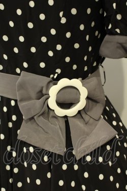 画像2: metamorphose / リボンカラーワンピース（ドット）  クロ O-26-02-06-052-ME-OP-OW-OS