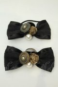 axes femme / ボタン使いリボンヘアゴム2個セット  クロ O-26-02-06-1120-AX-AC-OW-OS