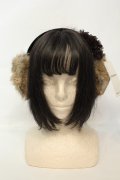 axes femme / チュールフリル使いラビットファー耳当て  ブラウン O-26-02-06-1140-AX-ZA-OW-OS