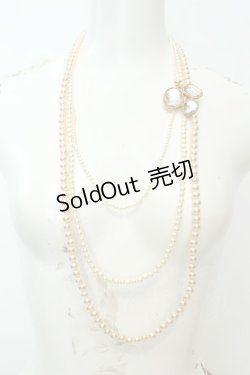 画像1: axes femme / ストーンモチーフ付きパールネックレス  シロ×オレンジ O-26-02-06-1002-AX-AC-OW-OS