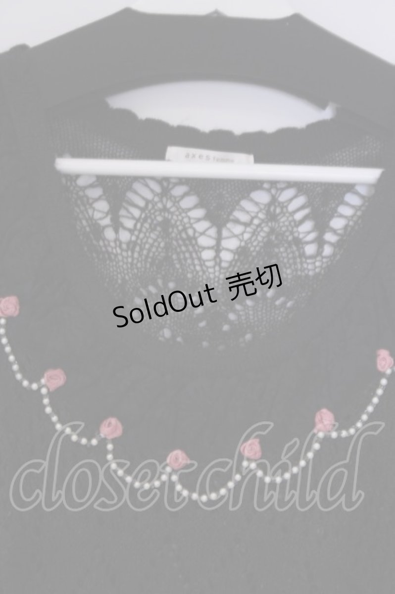 画像2: axes femme / 巻き薔薇パールニットトップス M クロ O-26-02-07-017-AX-TO-IG-ZT679 (2)