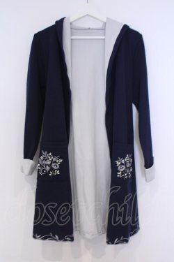 画像1: axes femme / フード付き刺繍コーディガン  ネイビー O-26-02-07-021-AX-JA-IG-OS
