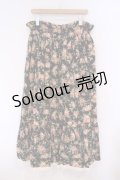 metamorphose / 薔薇柄ロングスカート  クロ O-26-02-09-040-ME-SK-OW-OS