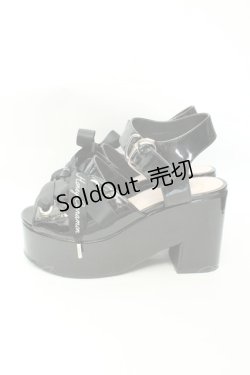 画像2: Honey Cinnamon / レースアップエナメルサンダル M クロ O-26-02-12-006-LO-SH-OW-ZTK036