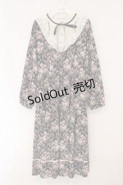 画像1: axes femme / ウォールオーナメント柄ワンピース  クロ×オフ O-26-02-16-076-AX-OP-IG-OS