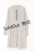 axes femme / ハイカラーチェックワンピース M ベージュ O-26-02-17-033-AX-OP-IG-OS