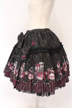 画像4: FRILL / プレゼントボックスプリントスカート  ブラック×濃ピンク O-26-02-17-016-HN-SK-IG-OS