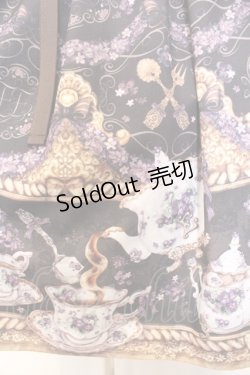 画像2: Enchantlic Enchantilly / すみれのお茶会ティアードジャンパースカート  クロ O-26-02-18-038-LO-OP-OW-OS