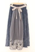 axes femme / リリー柄チュール刺繍スカート  ブルー O-26-02-18-1016-AX-SK-IG-OS
