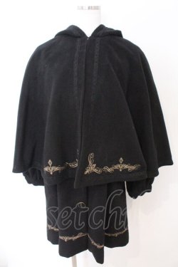 画像1: Amavel / フードケープ付きクロス刺繍ロングコート  クロ O-26-02-18-004-CA-CO-IG-OS