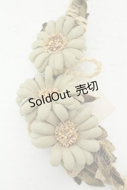 画像2: KANEKO ISAO / 3連マーガレットコサージュ  ミント×イエロー O-26-02-19-088-EL-ZA-IG-OS