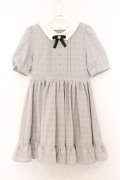 evelyn / Vフリルタック襟ワンピース  グレー O-26-02-21-092-LO-OP-IG-OS