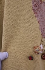 画像2: MEN'S KANEKO ISAO / モチーフ付きくまニット  イエロー O-26-02-24-1040-EL-TO-IG-ZT641 (2)