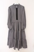 m petit by misako / AM＊レースティアードワンピース M グレー O-26-02-24-1015-LO-OP-IG-OS