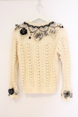 画像4: WONDERFUL WORLD / ローズモチーフ透かし編みニット  アイボリー×クロ O-26-02-26-042-LO-TO-IG-OS