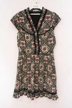 画像1: axes femme / パネル柄ワンピース  クロ×ベージュ O-26-02-26-083-AX-OP-IG-OS