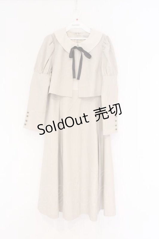 画像1: Maison de FLEUR Petite Robe canone / クロエが微笑むワンピース M ベージュ O-26-03-01-002-EL-OP-OW-OS (1)