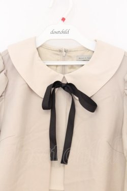 画像2: Maison de FLEUR Petite Robe canone / クロエが微笑むワンピース M ベージュ O-26-03-01-002-EL-OP-OW-OS