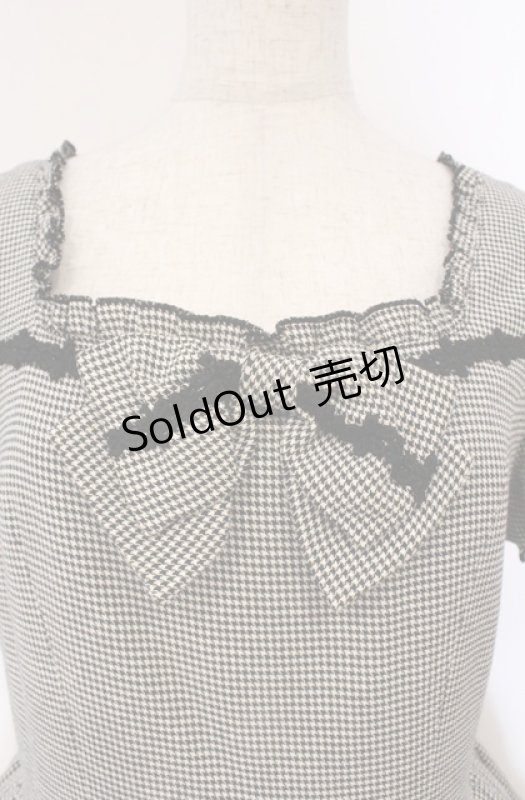 画像2: metamorphose / CL ロイヤルタータンリボンワンピース  クロ×シロ O-26-03-02-015-ME-OP-IG-OS (2)