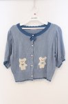 画像1: axes femme kawaii / クマ柄半袖ニットカーディガン  ブルー O-26-03-03-018-AX-TO-IG-OS (1)