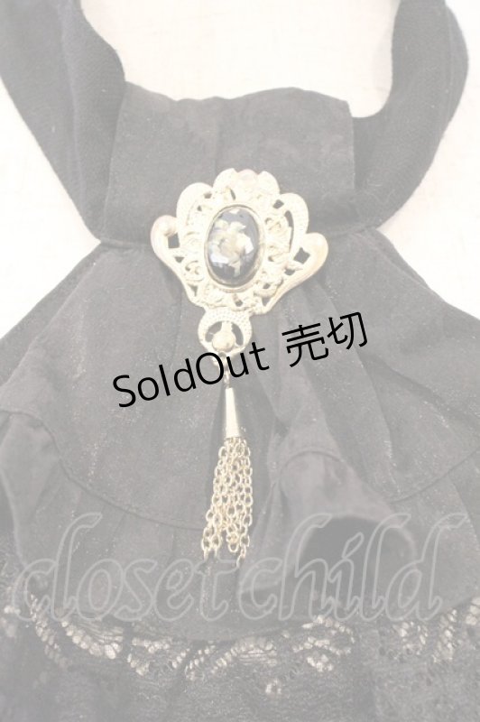 画像2: MARBLE / アンティークブローチ付きゴシック調レースタイ  ブラック O-26-03-04-024-GO-ZA-IG-ZT639 (2)