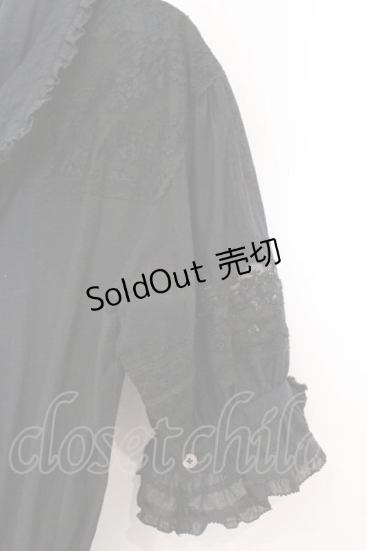 画像4: PINK HOUSE / ピンタック使いローンティアードワンピース  クロ O-26-03-07-1075-LO-OP-OW-OS (4)