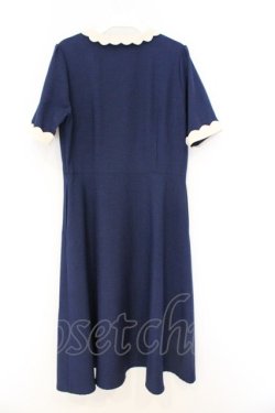 画像3: Fi.n.t / スカラップ開衿ワンピース F ネイビー O-26-03-08-002-CA-OP-OW-OS